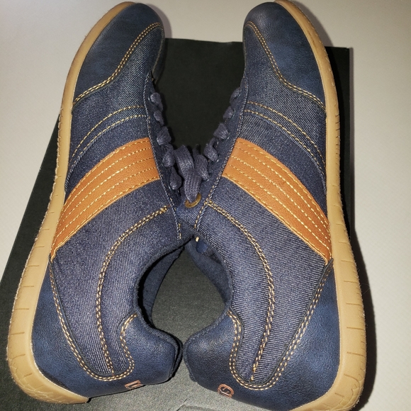 Mens Chic Levi's Denim Shoes